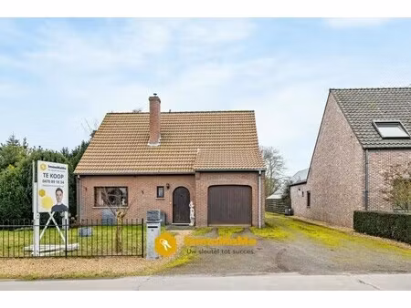 verkocht - open bebouwing op een rustige locatie te koop in moerbeke (lokeren)