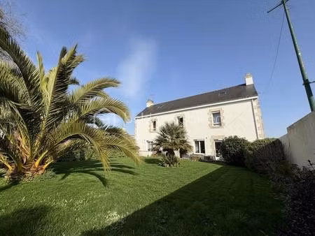 maison en pierre de 207 m² à quimperle