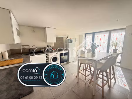 grand studio de 42m2 refait à neuf