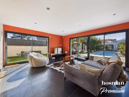 maison de 160 m² avec piscine  terrasse  garage  dépendance - stéhélin bordeaux