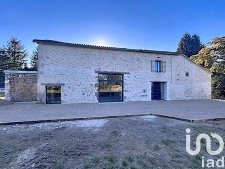 maison traditionnelle à écuras (16220)