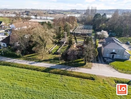 projectgrond en/of totaalrenovatie op een rustige en landelijke ligging tussen beervelde e