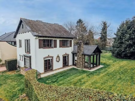 karaktervolle open bebouwing op een prachtig groen perceel