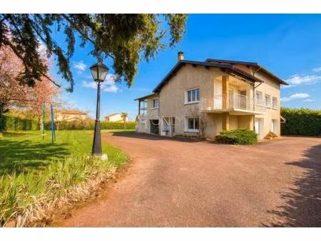 lucenay - maison - 6 chambres