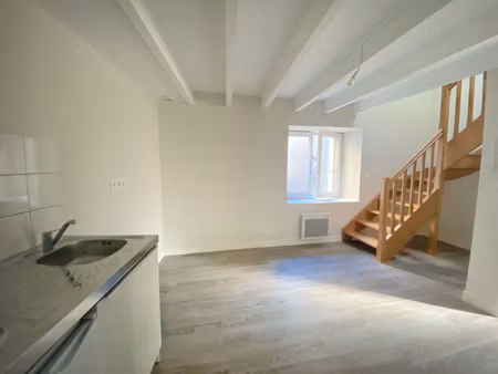 location appartement 2 pièces 23m² niort 79000