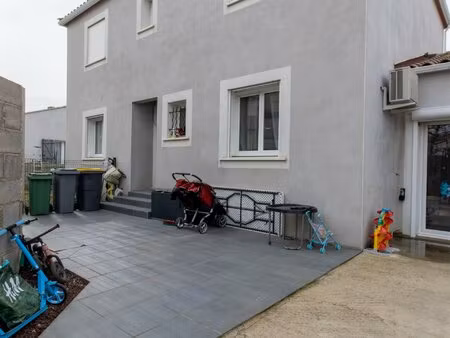 a vendre maison t5  terrain 377 m2  terrasse 4 chambres à brignac