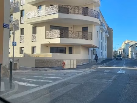 location parking hyeres 83400