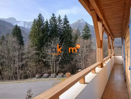 bel appartement renove