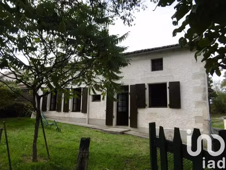 maison de campagne à adriers (86430)