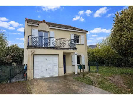 vente maison 5 pièces 98 m² à angerville (91670)  239 000 €