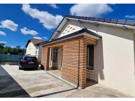 vente maison 4 pièces 91 m2 à lourdes