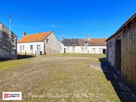 maison avec diverses dépendances sur terrain de 3 000 m² - vernoil le fourrier (49390)