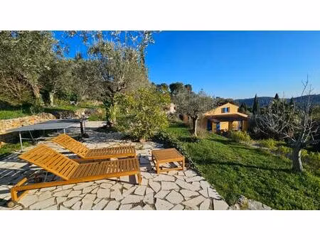 belle propriété avec villa rénovée et maison d'amis