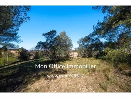 référence : 6517-abo - terrain à bâtir de 1060 m2 piscinable  calme et sécurisé   permis..