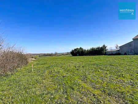 terrain d'environ 1500 m² - constructible - viabilisé - marcilly le châtel