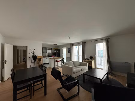 location appartement 3 pièces 74m² lille 59000