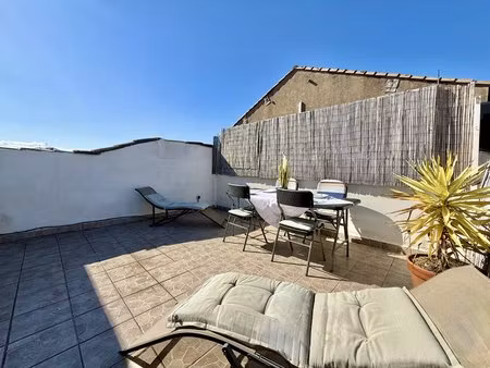 appartement t3 au dernier étage avec terrasse privative et vues sur les pyrénées