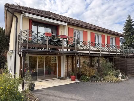 maison de 5 chambres au cœur du bugue