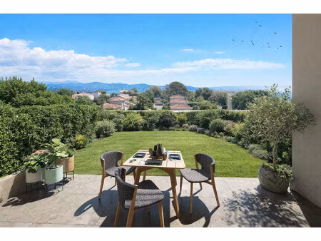 vente appartement 3 pièces 100 m² la ciotat (13600)