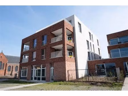 nieuwbouw appartement met ruim terras en parking te zoersel.