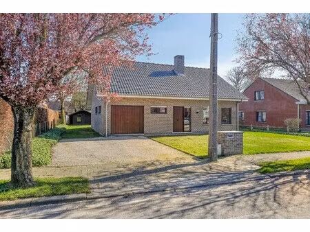 huis te koop in roeselare met 3 slaapkamers