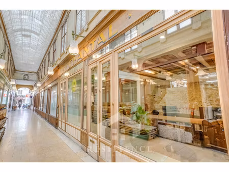 achat local commercial 49m² paris 2ème