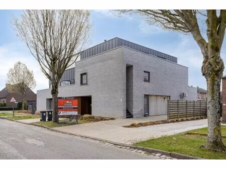 appartement te koop in geel met 2 slaapkamers