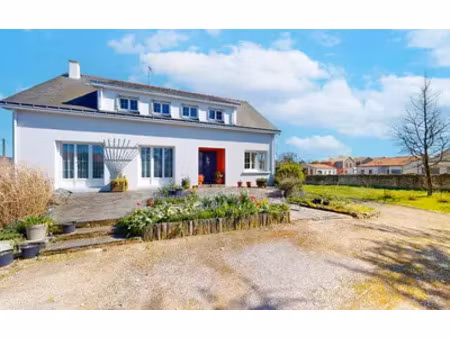 la pommeraye (49620)