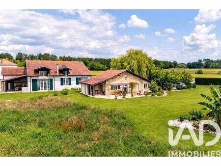 vente maison piscine à saint-étienne-d'orthe (40300) : à vendre piscine / 453m² saint-étie