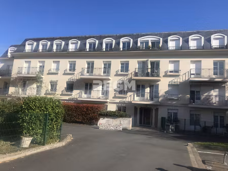 appartement f4 avec balcons  2 parkings  cave