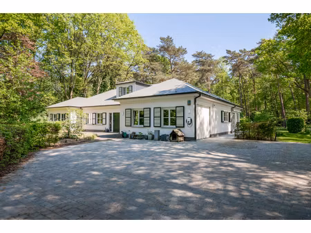 huis te koop in kapellen met 4 slaapkamers