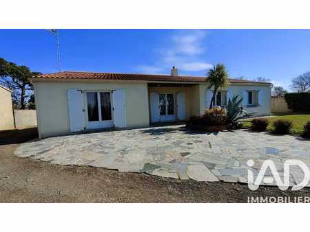 maison à grosbreuil (85440)