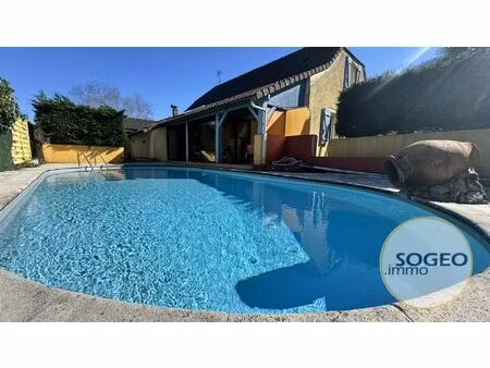 maison de 165m² / 5 ch avec piscine et garage sur 1000m²