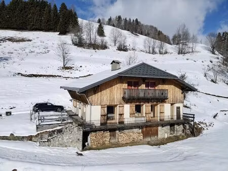 chalet de caractère issu d’une ancienne ferme rénovée – 1165 m d’altitude - héry sur ugine