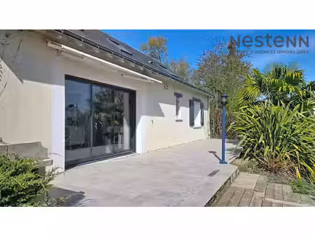 maison 114 m² - 4 chambres avec piscine  sous-sol complet et grand terrain au calme - long