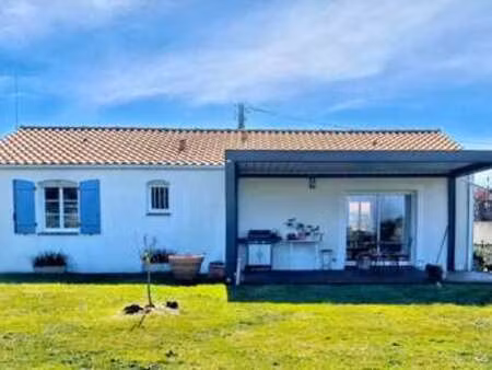 vente maison à beauvoir-sur-mer (85230) : à vendre / 75m² beauvoir-sur-mer