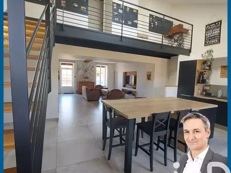 vente maison à mesnard-la-barotière (85500) : à vendre / 252m² mesnard-la-barotière