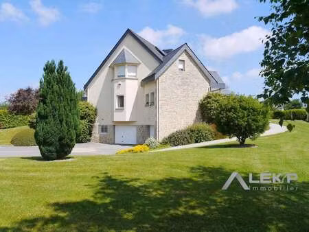 vente maison à saint-nicolas-de-redon (44460) : à vendre / 243m² saint-nicolas-de-redon