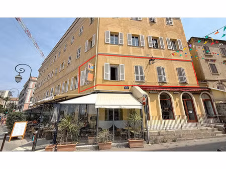 a vendre! appartement 7 pièces 145 m² 5 chambres centre ville d'ajaccio