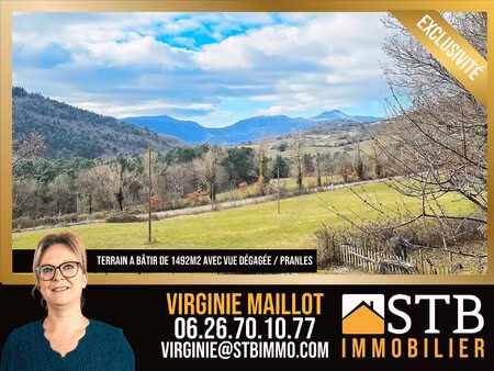 terrain constructible plein sud avec vue à pranles