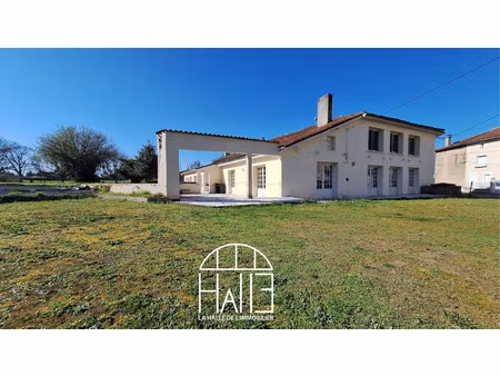 maison 10 pièces - 681 m²
