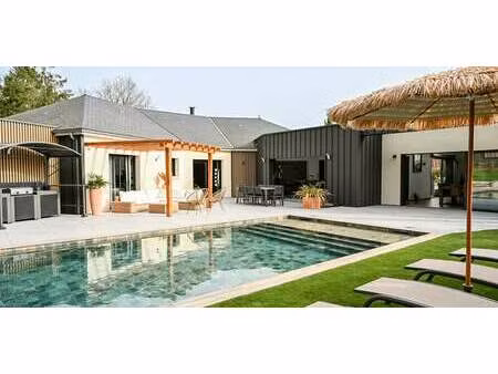 propriété avec piscine montfort-le-gesnois (72)