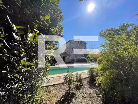 vente maison 8 pièces 240 m² à collorgues (30190)  450 000 €