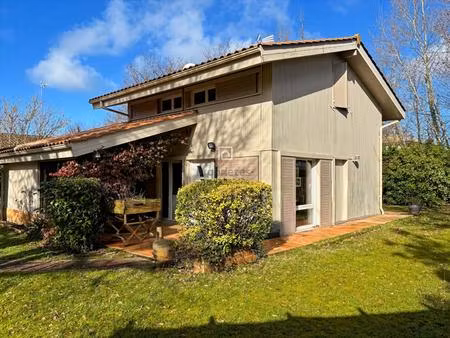 le teich -gujan mestras maison de charme avec 3 chambres avec dépendance et jardin piscina