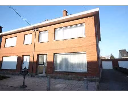 maison charmante 3 façades avec possibilités d'extension