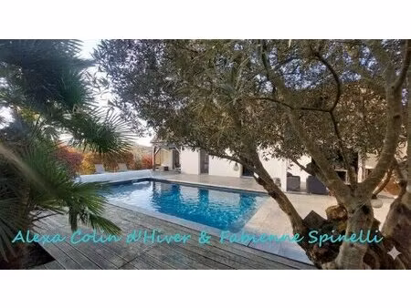 pavillon et sa piscine à 5min de soissons