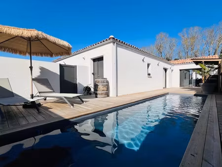 vente maison 4 pièces 112 m² à la jarrie (17220)  480 700 €