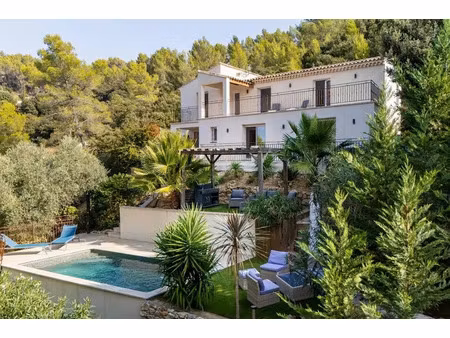 vente maison 6 pièces 178 m² à taradeau (83460)  645 000 €