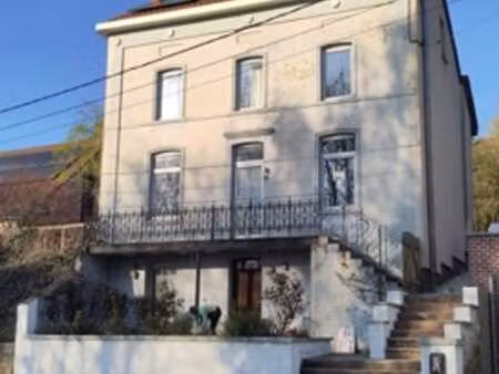 maison charmante à louer à mont-saint-guibert - 1.700€