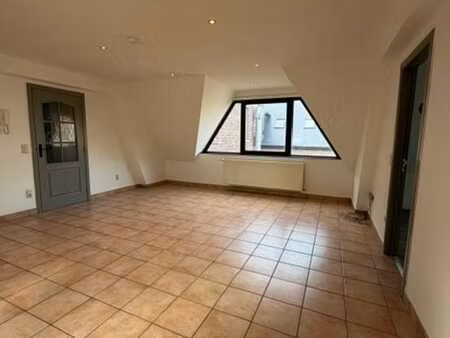marche centre appartement 1 chambre